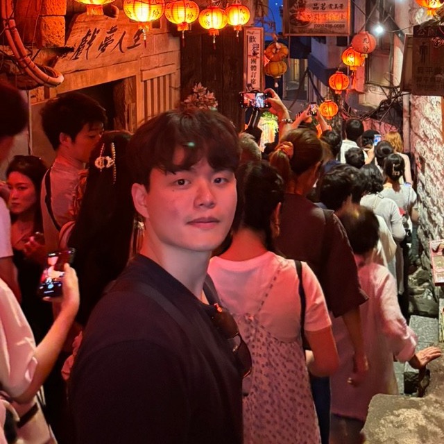 Kiyoung Om